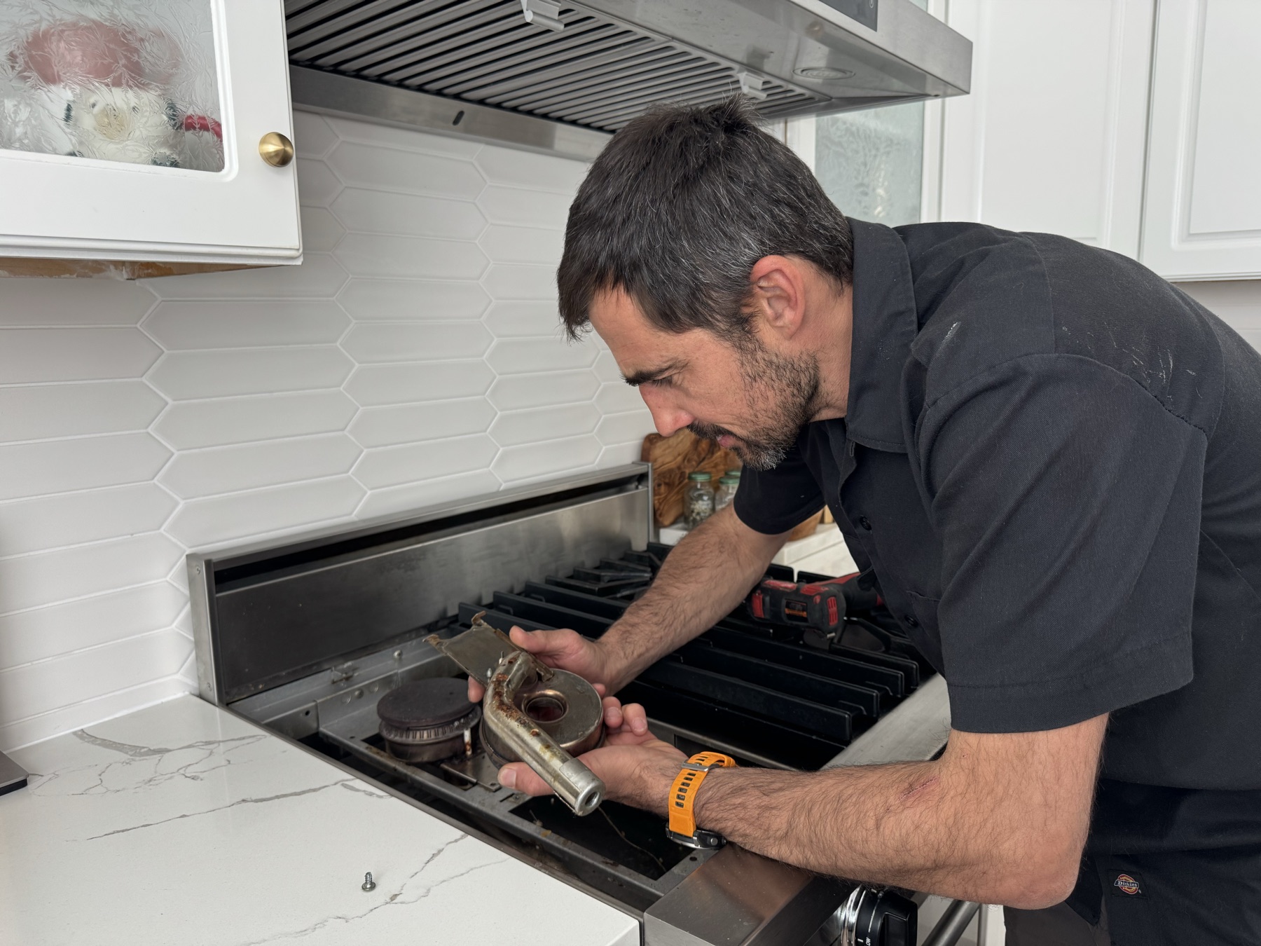 Cooktop repair service in Denver